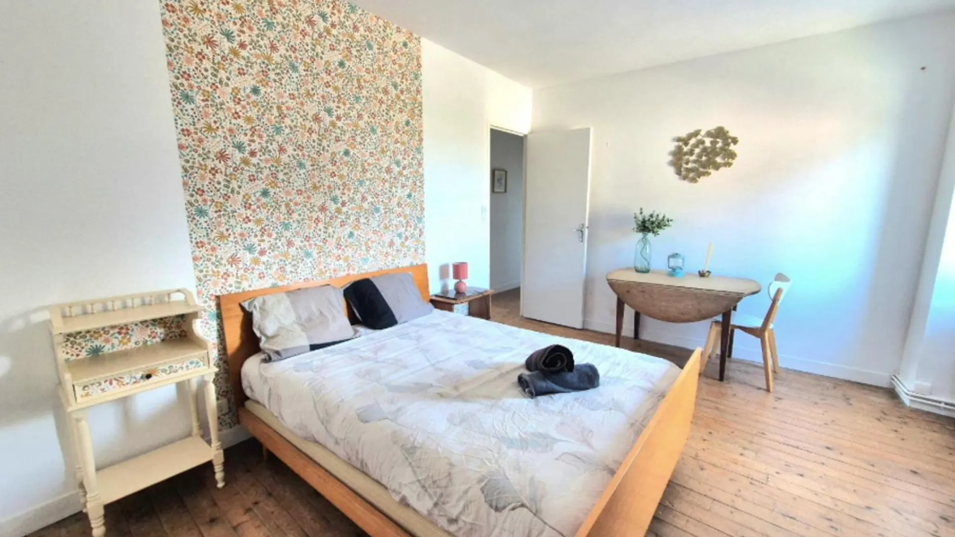 Semesterbostad Peaceful House With Private Outdoor Space Le Vivier-sur-Mer Frankrike