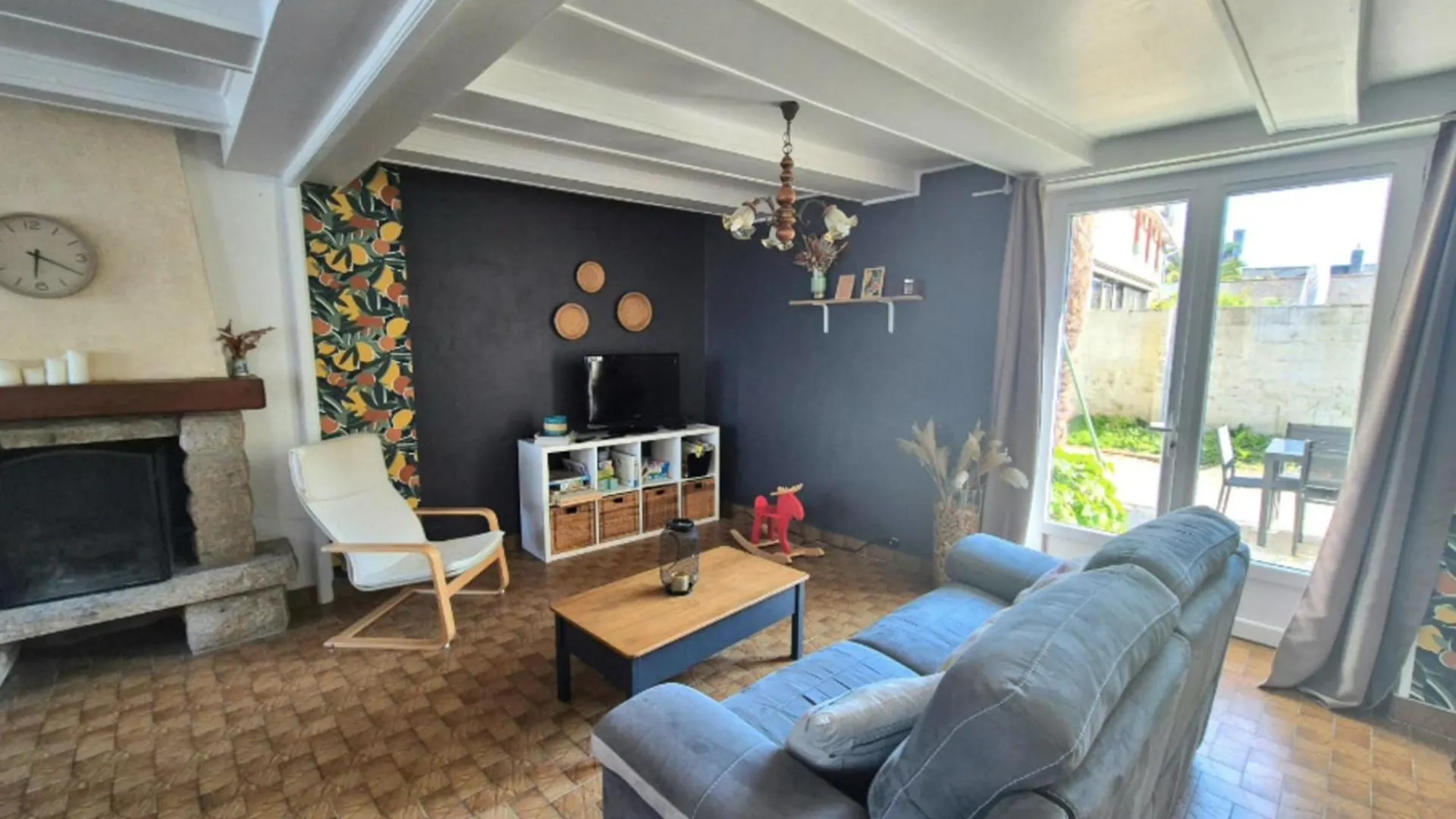 Semesterbostad Peaceful House With Private Outdoor Space Le Vivier-sur-Mer